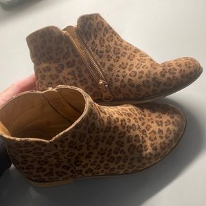 Cat & Jack leopard print booties - size 12